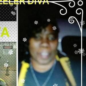 Meet your Posher, Regina